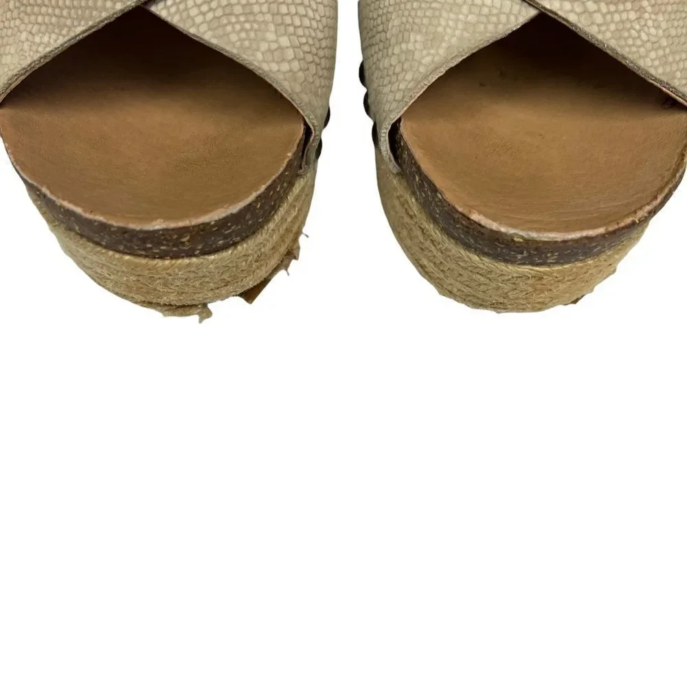 Lucky Brand Wedge Neeka Sandals Snake Skin Print Tan Cream Leather Upper 9M
